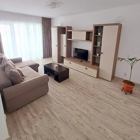 Apartment Happy 3 *